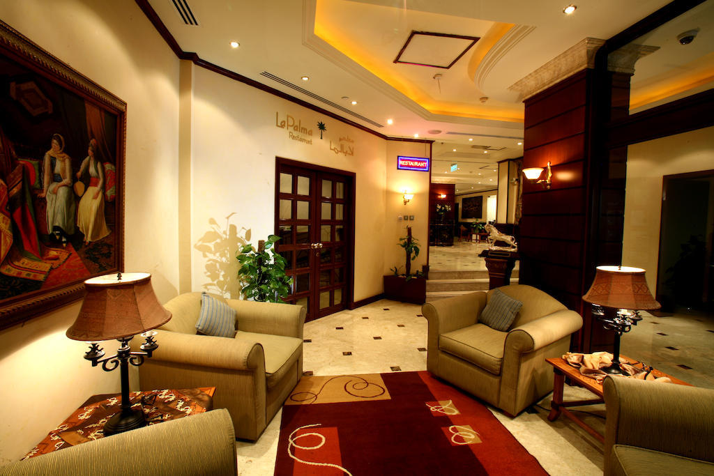Khalidia Hotel Apartments Дубай Екстериор снимка
