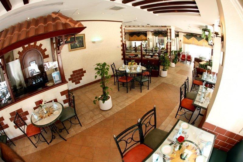 Khalidia Hotel Apartments Дубай Екстериор снимка
